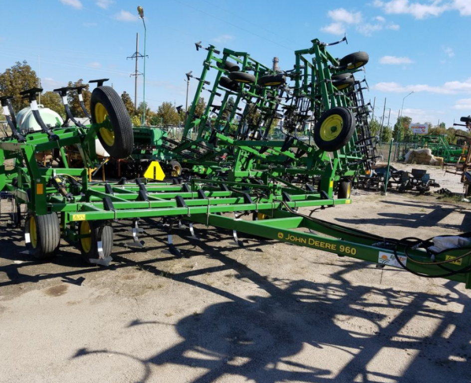 Kartoffelpflegetechnik des Typs John Deere 960,  in Кіровоград (Bild 1)