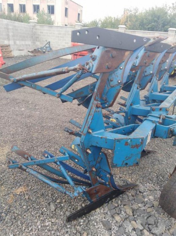 Scheibenpflug des Typs Rabe Werk 4 (3+1),  in Рівне (Bild 5)