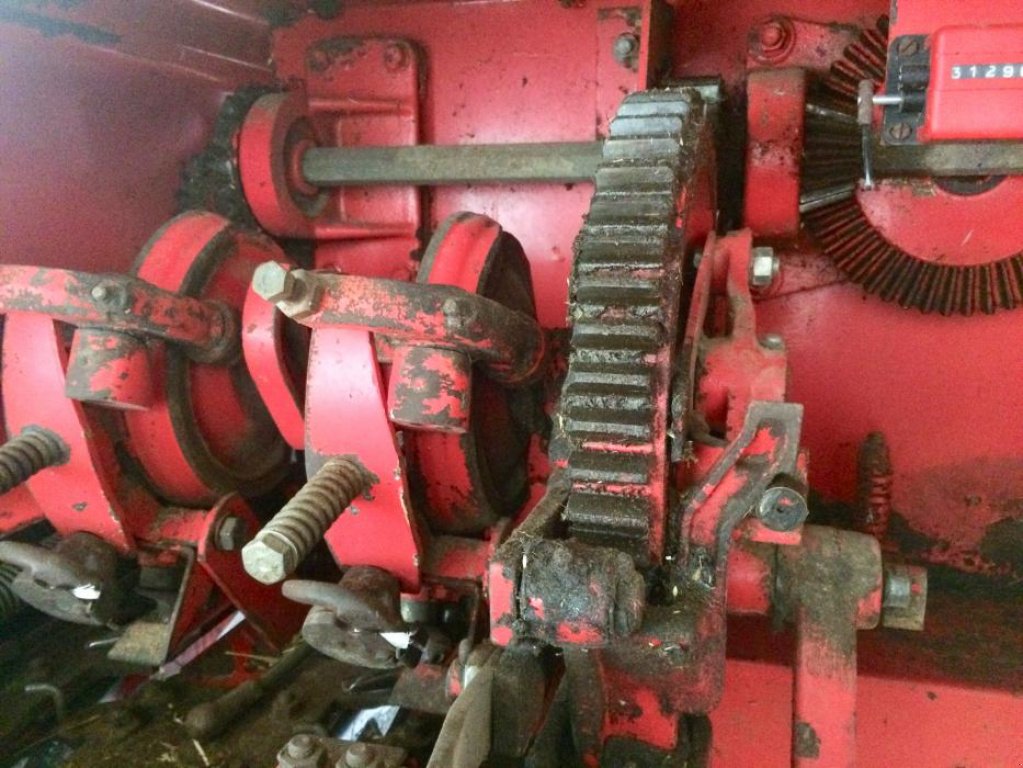 Hochdruckpresse des Typs Welger AP 42,  in Рівне (Bild 6)