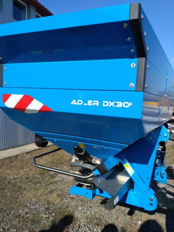 Sandstreuer & Salzstreuer des Typs Sulky DX30,  in Пролиски (Bild 1)