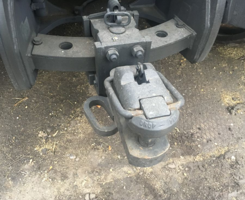 Raupentraktor des Typs CHALLENGER MT865, Neumaschine in Теплик (Bild 9)