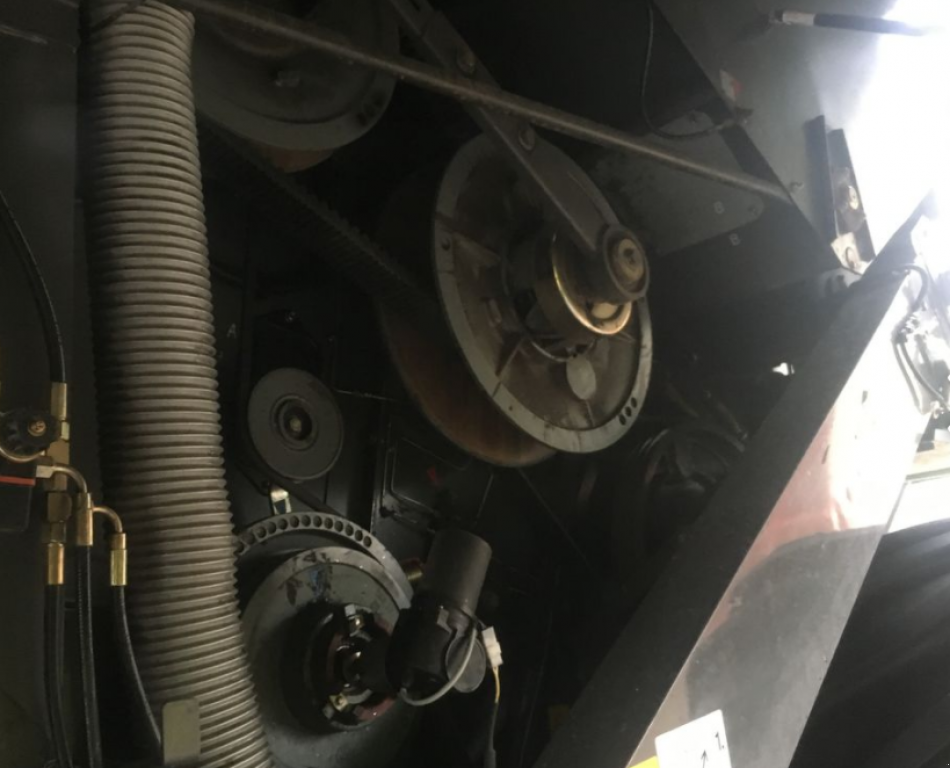 Oldtimer-Mähdrescher des Typs CLAAS Lexion 580, Neumaschine in Теплик (Bild 8)