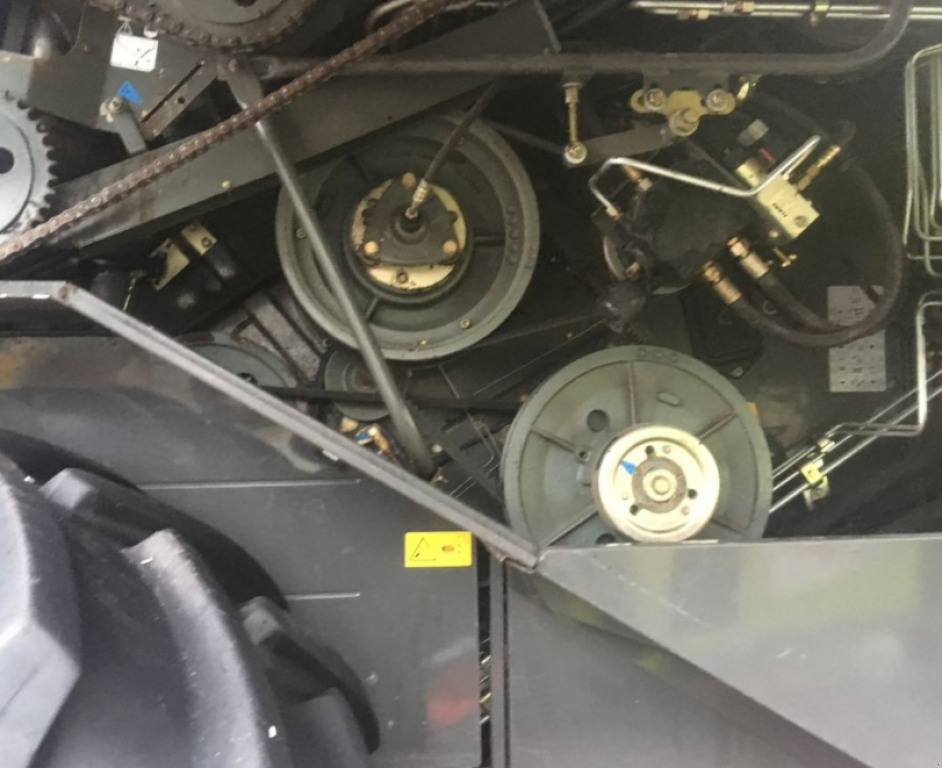 Oldtimer-Mähdrescher des Typs CLAAS Lexion 580, Neumaschine in Теплик (Bild 10)