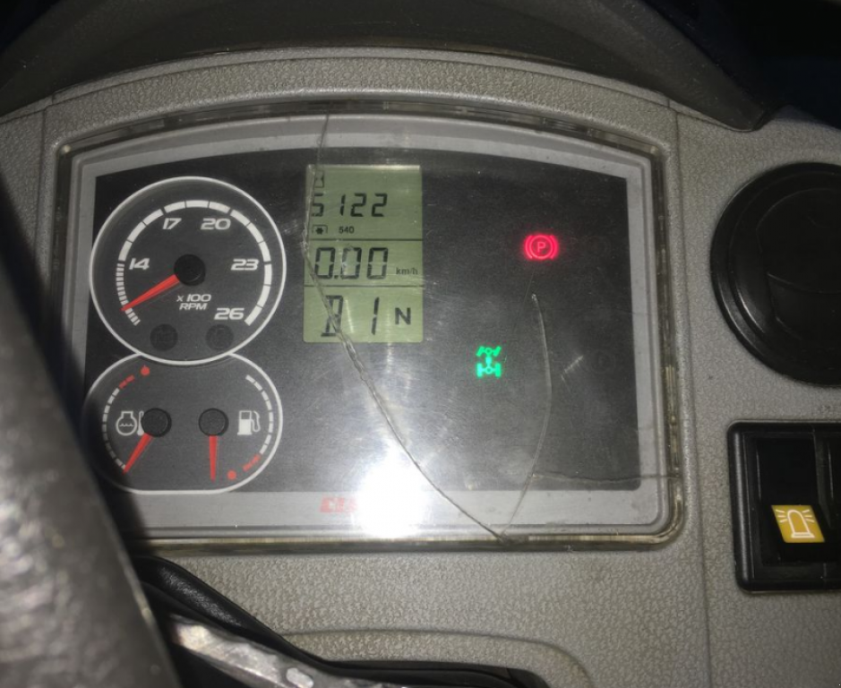 Oldtimer-Traktor des Typs CLAAS Arion 610, Neumaschine in Теплик (Bild 9)