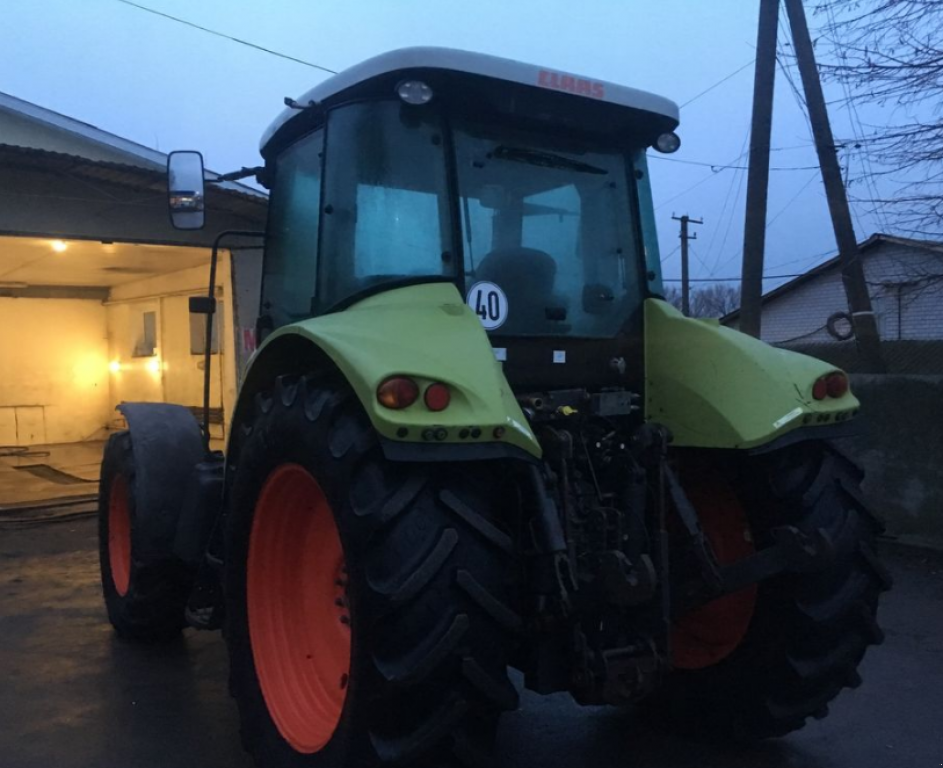 Oldtimer-Traktor des Typs CLAAS Arion 610, Neumaschine in Теплик (Bild 3)