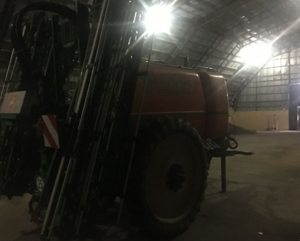 Weinbauspritze des Typs Amazone UG 3000,  in Теплик (Bild 2)