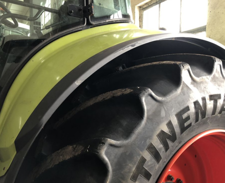 Oldtimer-Traktor des Typs CLAAS Axion 850, Neumaschine in Теплик (Bild 7)