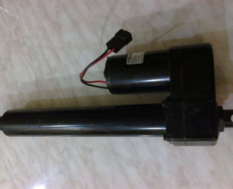 Oldtimer-Mähdrescher des Typs CLAAS Lexion 480,  in Чортків (Bild 1)