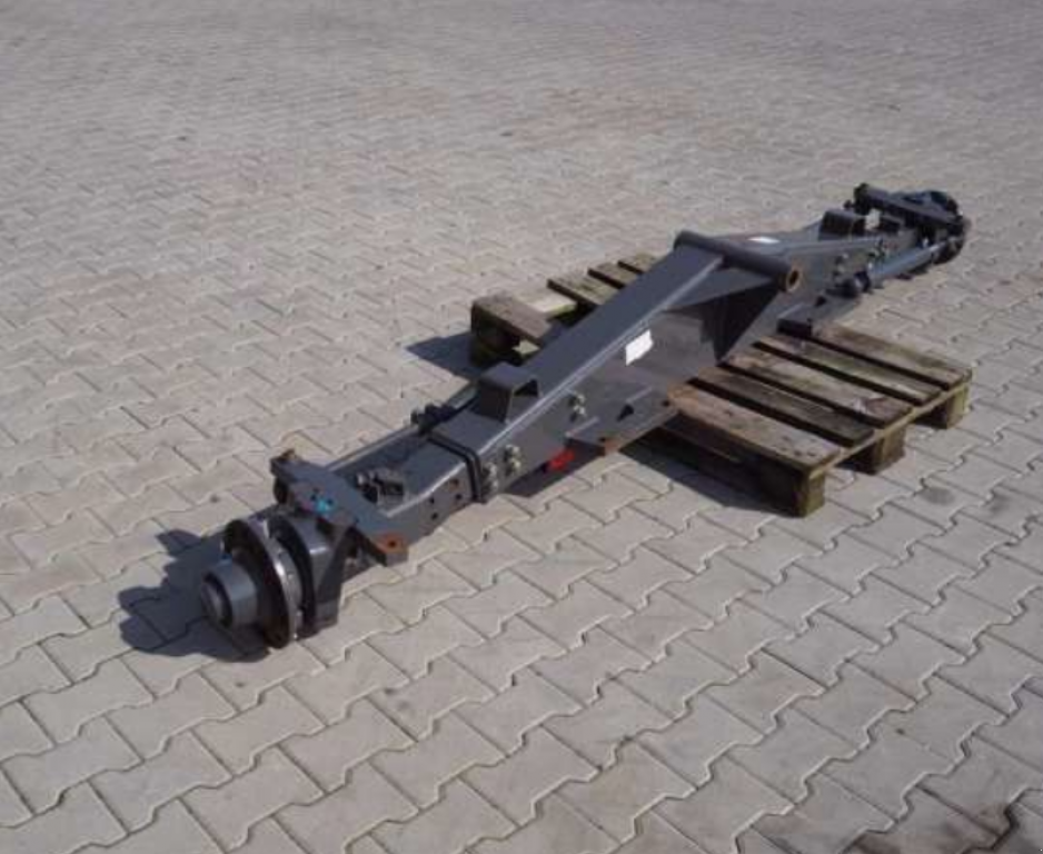 Oldtimer-Mähdrescher des Typs CLAAS Lexion 480,  in Чортків (Bild 1)