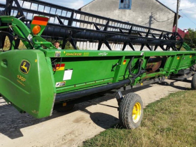 Schneidwerk des Typs John Deere 930F,  in Чортків