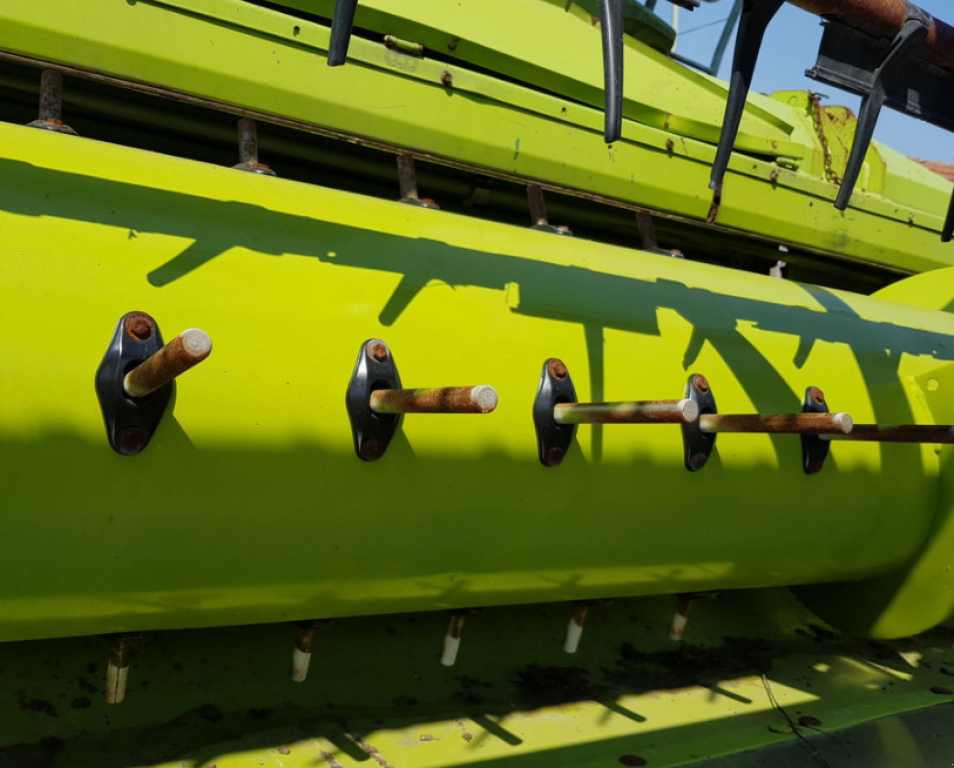 Oldtimer-Mähdrescher des Typs CLAAS Lexion 580, Neumaschine in Чортків (Bild 8)