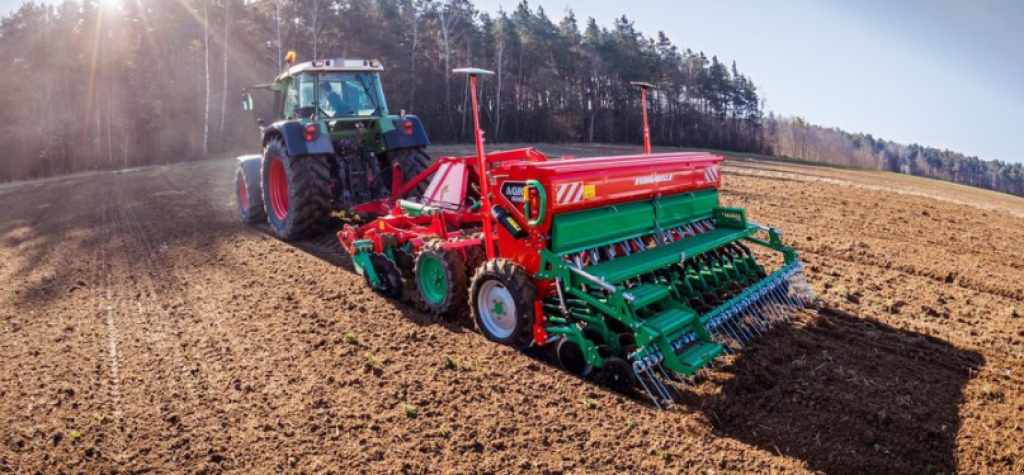 Wiesenegge des Typs keinen ATO30,  in Луцьк (Bild 1)