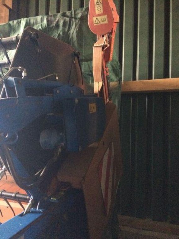 Oldtimer-Mähdrescher des Typs MDW MDW 527 STS, Neumaschine in Полтава (Bild 11)