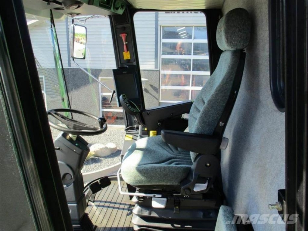 Oldtimer-Mähdrescher des Typs Fendt 8350, Neumaschine in Полтава (Bild 6)