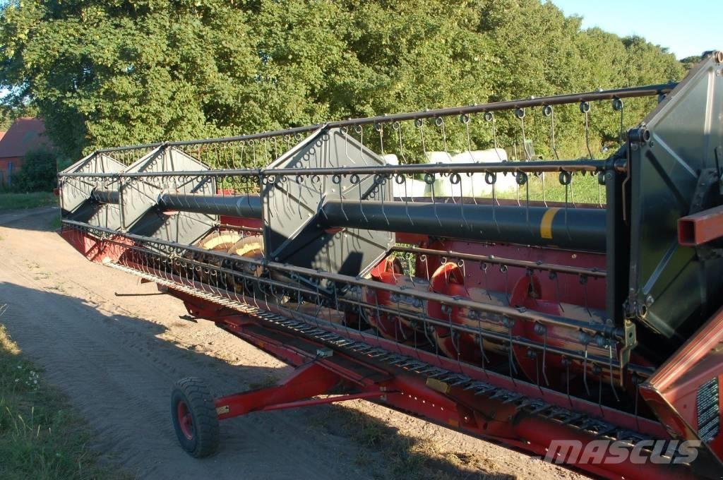 Oldtimer-Mähdrescher des Typs Case IH 2388, Neumaschine in Полтава (Bild 8)