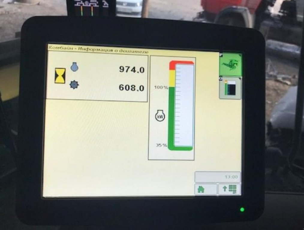 Oldtimer-Mähdrescher des Typs John Deere T560, Neumaschine in Тернопіль (Bild 10)