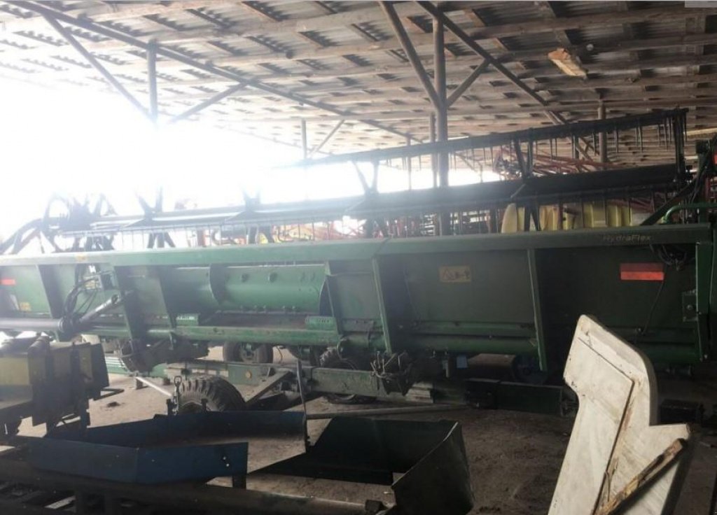 Oldtimer-Mähdrescher des Typs John Deere W550, Neumaschine in Тернопіль (Bild 6)