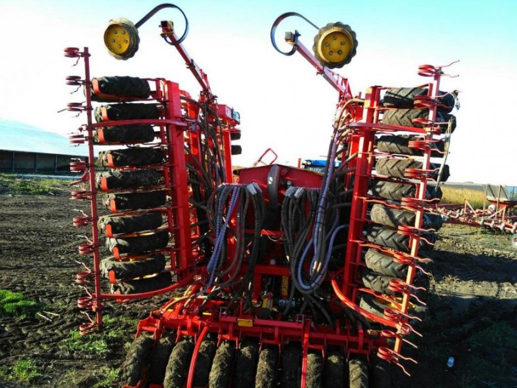 Gareeggenfelder des Typs Väderstad Rapid 300C,  in Не обрано (Bild 9)