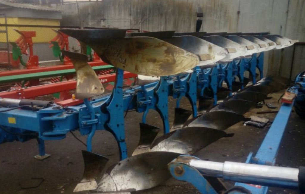 Scheibenpflug des Typs Lemken VariDiamant 10/7+1,  in Київ (Bild 10)