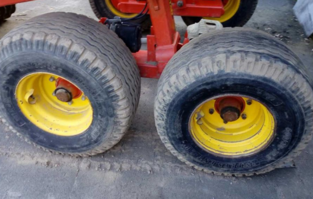 Wiesenegge des Typs Väderstad Carrier 650,  in Київ (Bild 8)