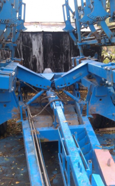 Kartoffelpflegetechnik des Typs Lemken Kompaktor Gigant 10/800,  in Київ (Bild 6)