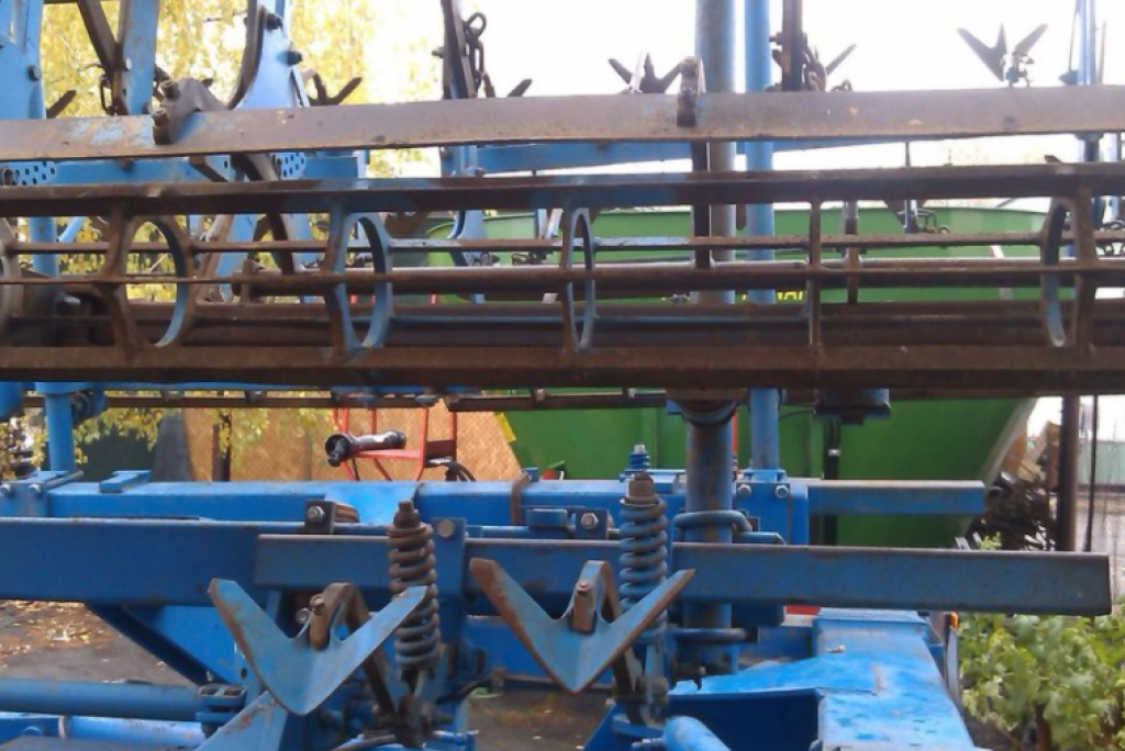 Kartoffelpflegetechnik des Typs Lemken Kompaktor Gigant 10/800,  in Київ (Bild 5)