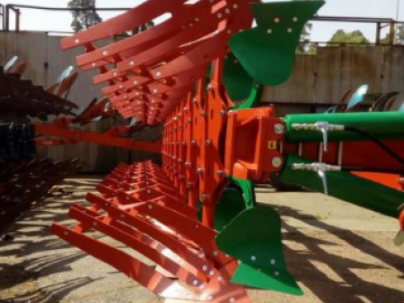 Scheibenpflug des Typs Sonstige ArcoAgro 7+1,  in Київ