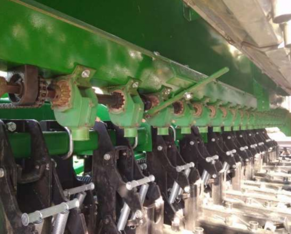 Direktsaatmaschine des Typs Great Plains 2SF30,  in Василівка (Bild 2)