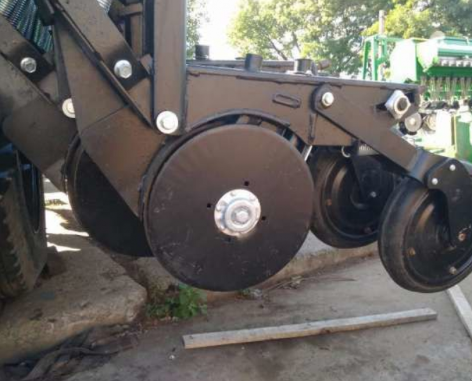 Direktsaatmaschine des Typs Great Plains 2SF30,  in Василівка (Bild 6)