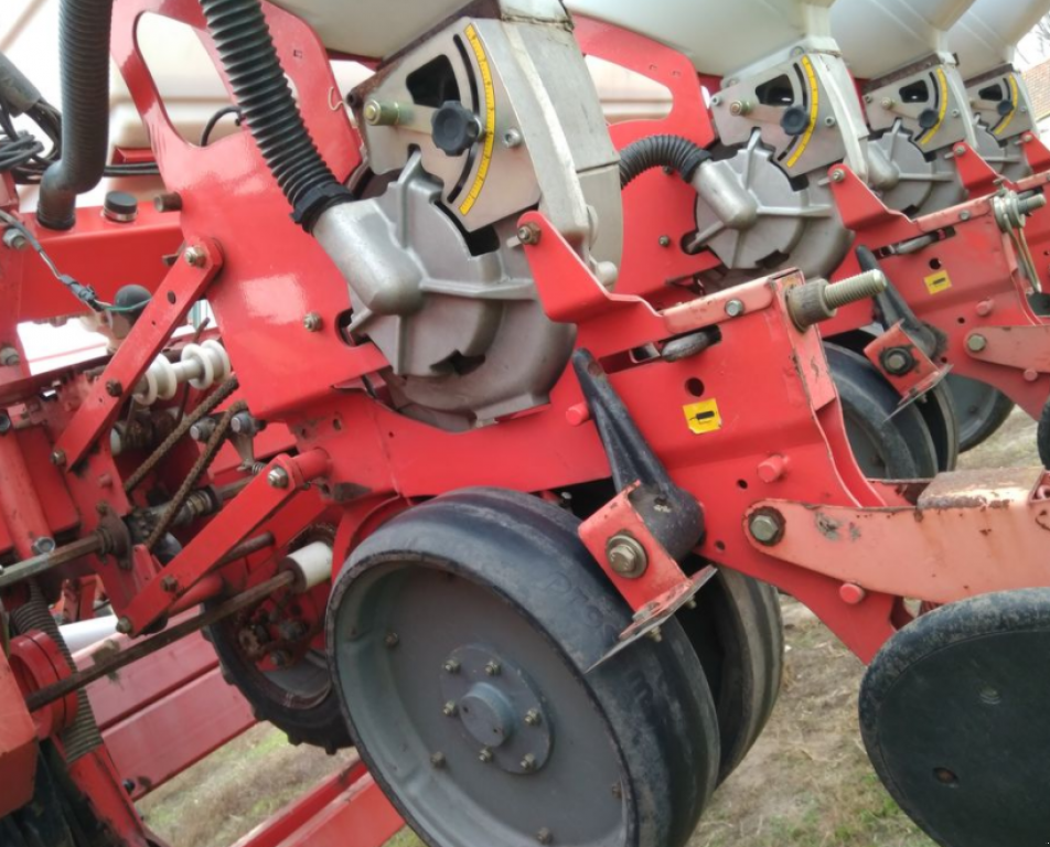 Gareeggenfelder des Typs Quivogne Prosem K16,  in Василівка (Bild 8)