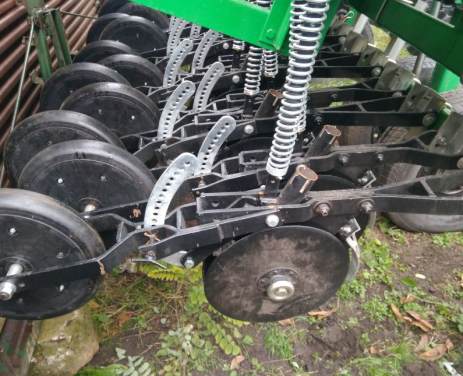 Direktsaatmaschine des Typs Great Plains CPH-1500,  in Василівка (Bild 8)