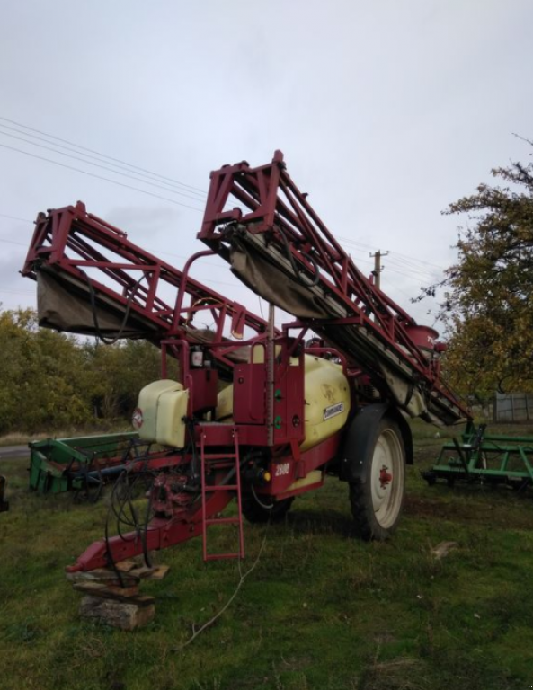 Weinbauspritze des Typs Hardi Commander 2800,  in Василівка (Bild 1)