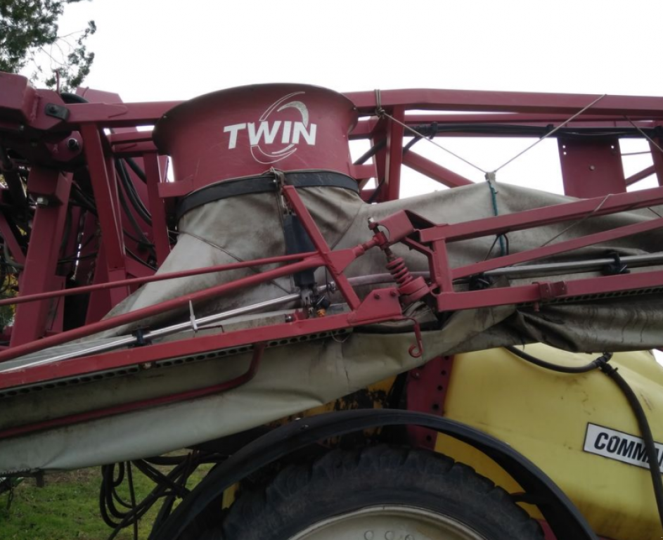 Weinbauspritze des Typs Hardi Commander 2800,  in Василівка (Bild 3)