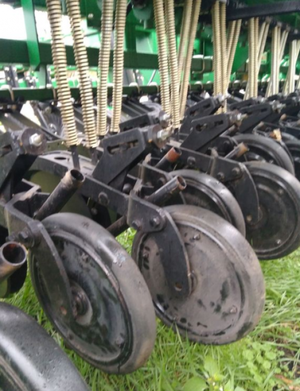 Direktsaatmaschine des Typs Great Plains CPH-2000,  in Василівка (Bild 8)