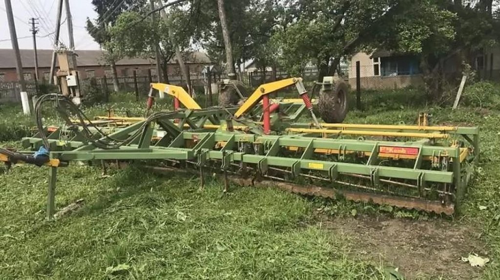 Kartoffelpflegetechnik des Typs Farmet Kompaktomat 8000,  in Городенка (Bild 1)
