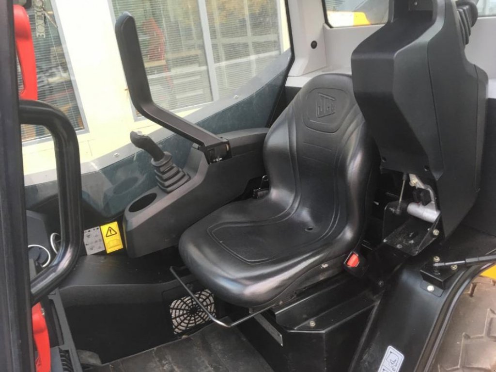 Kompaktlader des Typs JCB 190 T, Neumaschine in Київ (Bild 2)