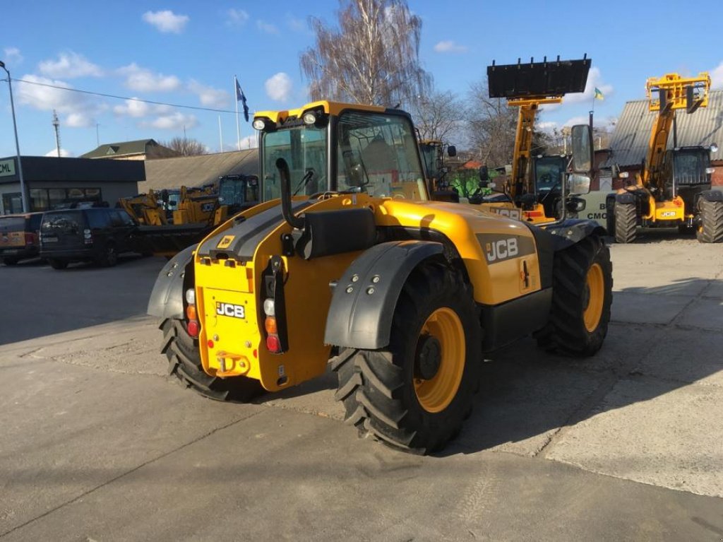 Teleskopstapler des Typs JCB 526-56 Agri, Neumaschine in Київ (Bild 3)