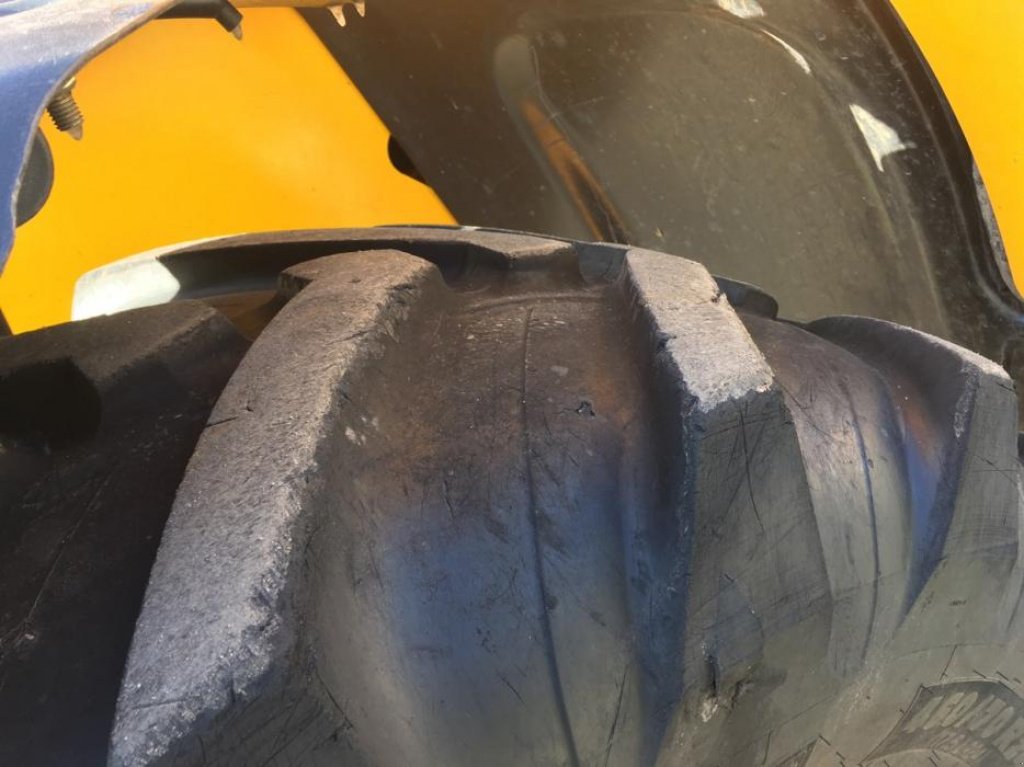 Teleskopstapler des Typs JCB 526-56 Agri, Neumaschine in Київ (Bild 8)