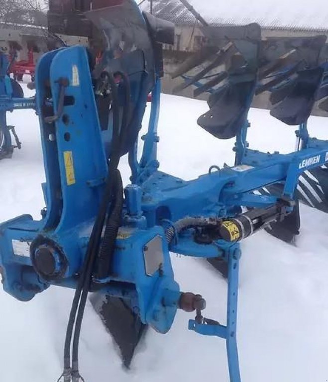 Scheibenpflug des Typs Lemken EuroOpal 7,  in Перея́слав-Хмельни́цький (Bild 3)