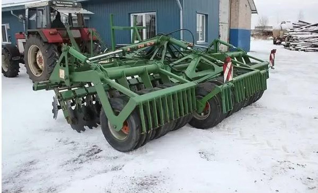 Wiesenegge des Typs Amazone Catros 5501-T,  in Перея́слав-Хмельни́цький (Bild 3)