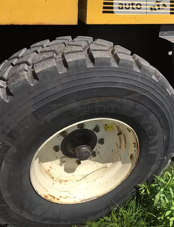 Hochdruckpresse des Typs CLAAS Quadrant 8080 RC,  in Луцьк (Bild 2)