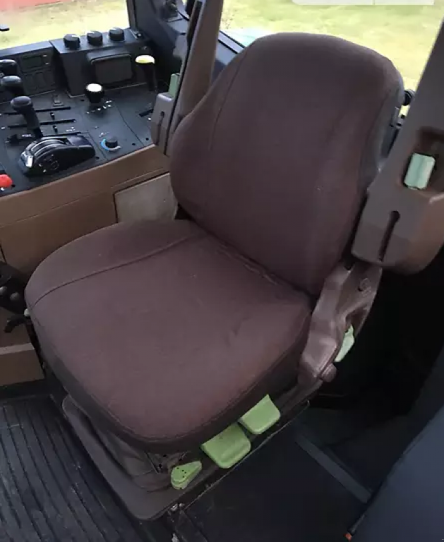 Oldtimer-Traktor des Typs John Deere 6600, Neumaschine in Луцьк (Bild 8)