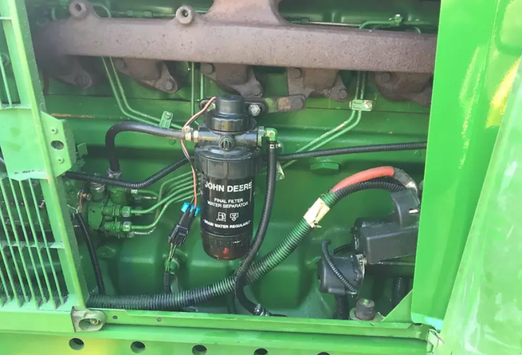 Oldtimer-Traktor des Typs John Deere 6506, Neumaschine in Луцьк (Bild 5)