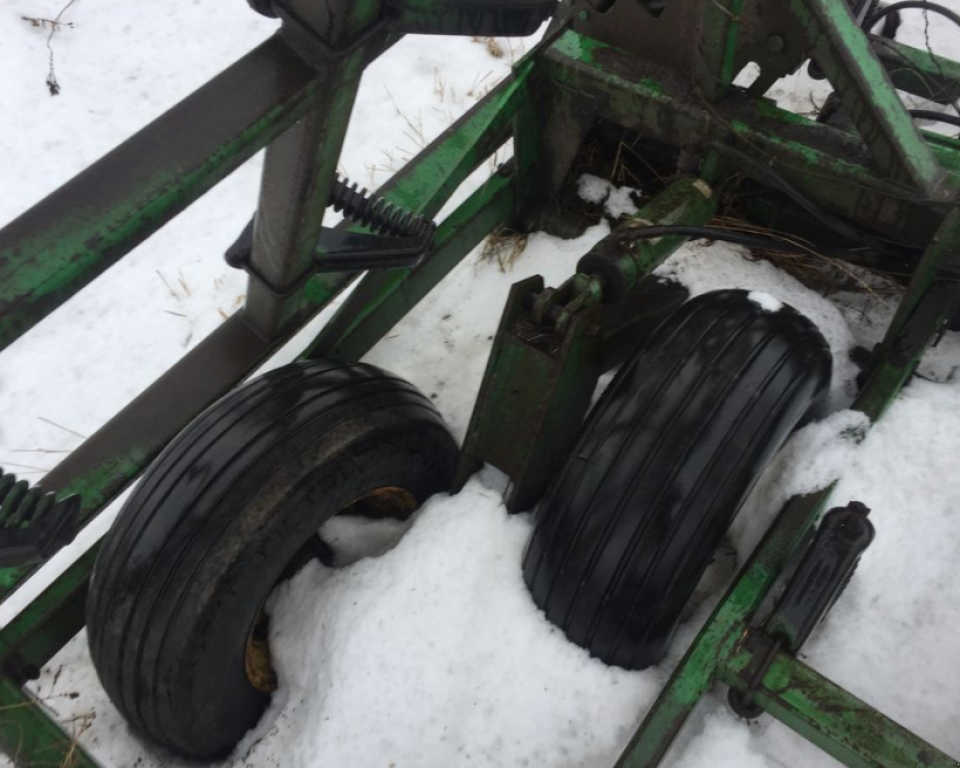 Kartoffelpflegetechnik des Typs John Deere 960,  in Добропілля (Bild 4)