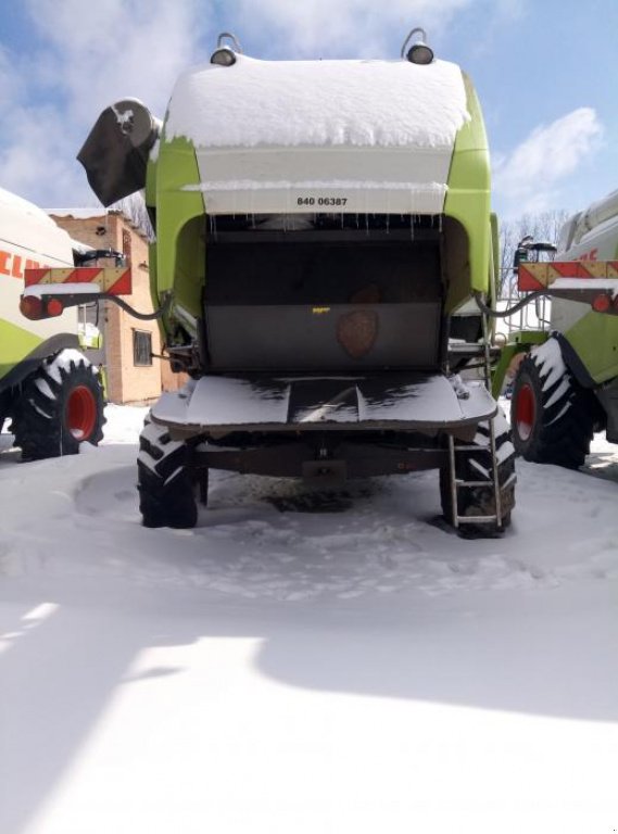 Oldtimer-Mähdrescher des Typs CLAAS Tucano 470, Neumaschine in Кіровоград (Bild 3)