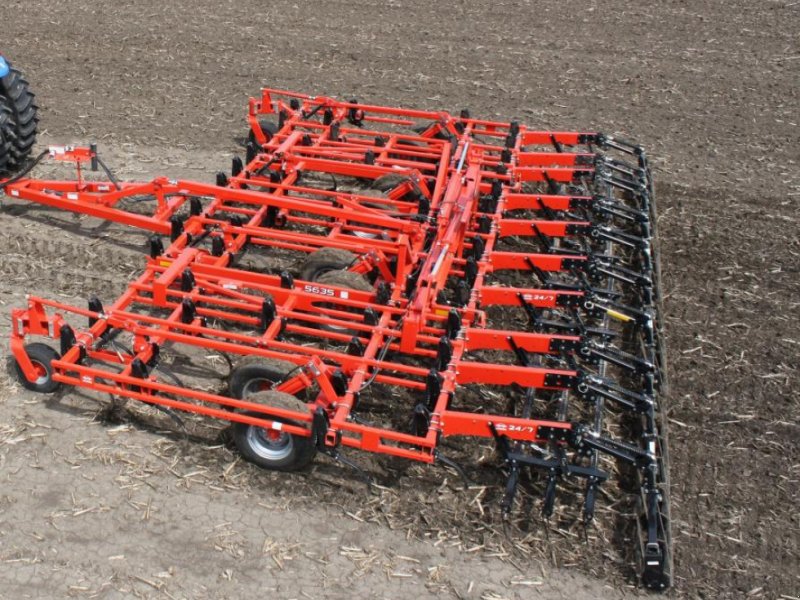 Kartoffelpflegetechnik des Typs Nordsten Krause 5635-36,  in Чабани (Bild 1)