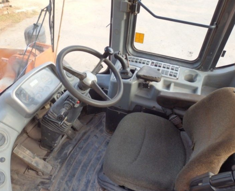 Frontlader des Typs Doosan DL 400,  in Київ (Bild 10)