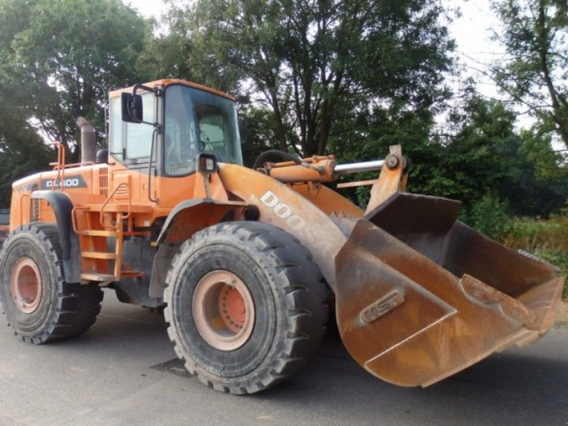 Frontlader des Typs Doosan DL 400,  in Київ (Bild 1)