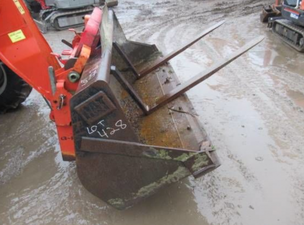 Teleskopstapler des Typs JCB 528-70, Neumaschine in Київ (Bild 5)