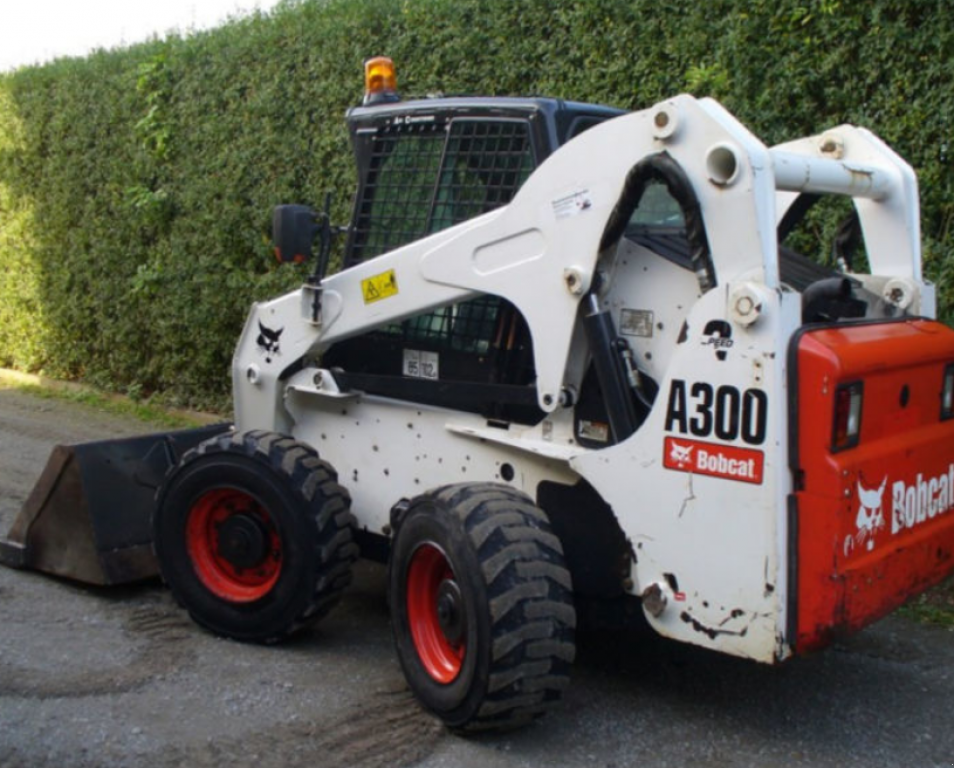 Kompaktlader des Typs Bobcat A300, Neumaschine in Київ (Bild 4)